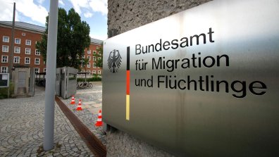 Gefahrliches Chaos Wie Das Bamf Sicherheit Vorgaukelt Nurnberg Nordbayern De