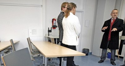 Possenspiel Um Stuhle Und Studiengebuhren An Der Fau Nurnberg